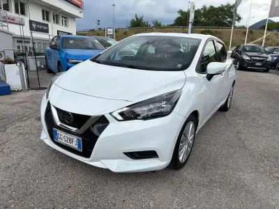Usata Nissan Micra Acenta 92 CV (67 kW) 2021 Bianco Utilitaria