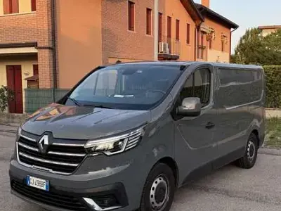 Usata Renault Trafic 131 CV (96 kW) 2022