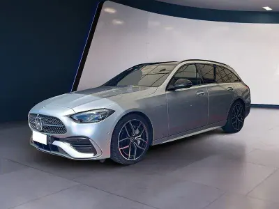 Usata Mercedes 220 Premium 197 CV (144 kW) 2023 Argento Station wagon