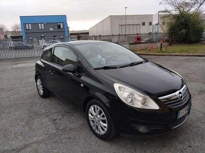 Usata Opel Corsa Club 80 CV (58 kW) 2009 Utilitaria