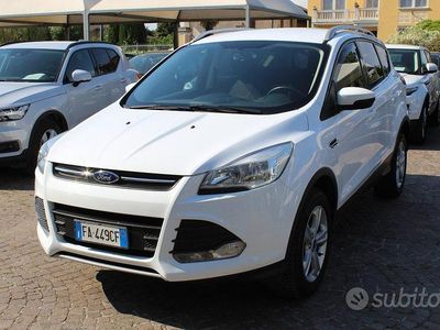 Usata Ford Kuga Titanium 120 CV (88 kW) 2015 Bianco SUV
