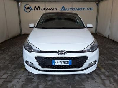 Usata Hyundai i20 Style 84 CV (61 kW) 2015 Bianco Utilitaria