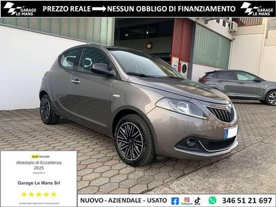 Usata Lancia Ypsilon Gold 69 CV (50 kW) 2023 Grigio Utilitaria