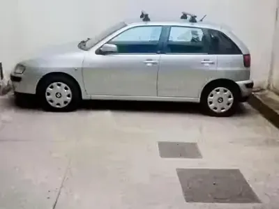 Usata Seat Ibiza 60 CV (44 kW) 2001 Grigio Utilitaria