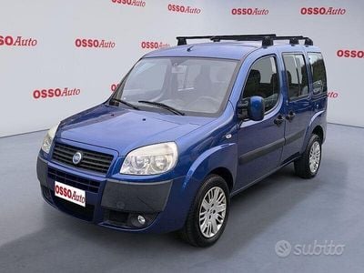 Usata Fiat Doblò 84 CV (61 kW) 2006 Blu Monovolume