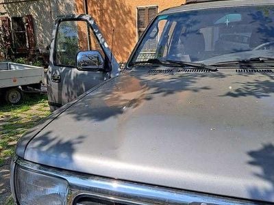 Usata Toyota 4 Runner 90 CV (66 kW) 1996 Grigio SUV