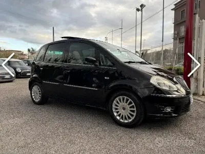 Usata Lancia Musa 95 CV (69 kW) 2008 Nero Monovolume