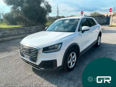 Usata Audi Q2 Business 150 CV (110 kW) 2018 Bianco SUV