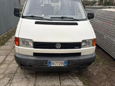 Usata VW T4 88 CV (64 kW) 2002 Furgone