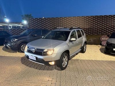 Usata Dacia Duster Lauréate 110 CV (80 kW) 2011 Grigio SUV