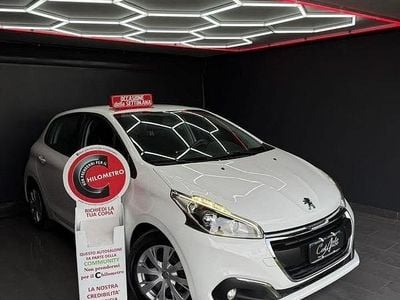 Usata Peugeot 208 Allure 75 CV (55 kW) 2017 Beige Utilitaria