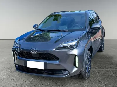 Nuova Toyota Yaris Cross Trend 131 CV (96 kW) 2026 Grigio SUV