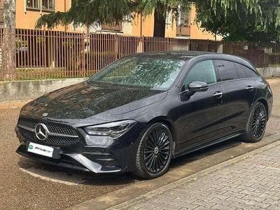 Begagnad Mercedes CLA200 Shooting Brake AMG Line Premium Plus 150 HK (110 kW) 2024 Svart Kombi