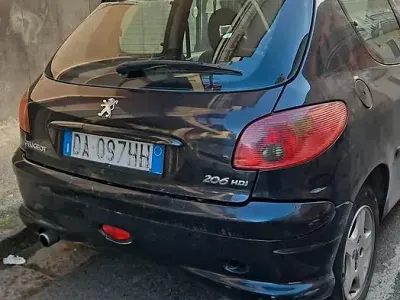 Usata Peugeot 206 68 CV (50 kW) 2007 Nero Berlina