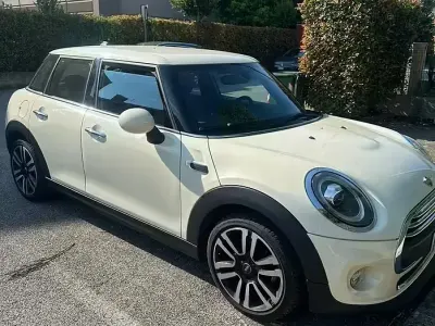 Usata Mini ONE Hype 95 CV (69 kW) 2019 Utilitaria