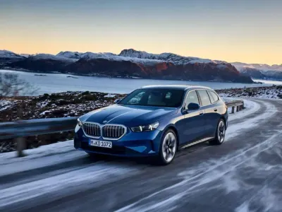 Usata BMW 520 M Sport 197 CV (144 kW) 2024 Argento Station wagon