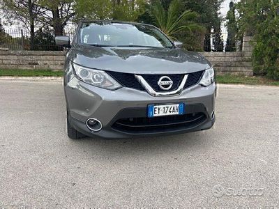 Usata Nissan Qashqai 110 CV (80 kW) 2015 Grigio SUV