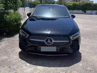Gebraucht Mercedes A180 136 PS (100 kW) 2020 Schwarz Limousine