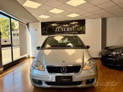 Begagnad Mercedes A170 Avantgarde 116 HK (85 kW) 2009 Grå Sedan