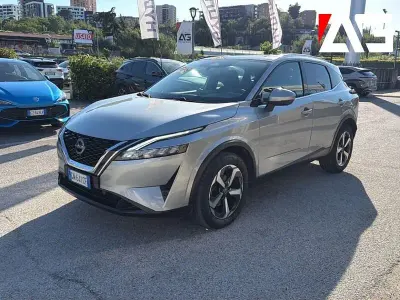Usata Nissan Qashqai N-Connecta 140 CV (102 kW) 2023 Grigio SUV