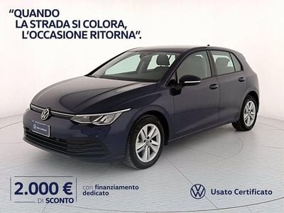 Occasion VW Golf VIII Life 110 ch (80 kW) 2023 Bleue Berline