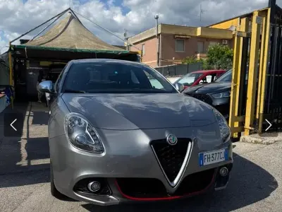 Usata Alfa Romeo Giulietta 120 CV (88 kW) 2017 Grigio Utilitaria