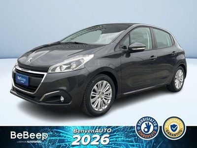Grigio metallizzato Usata 2016 Peugeot 208 Access Utilitaria | 9500 € (Molto cara)