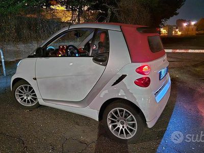 Bianco Usata 2012 Smart ForTwo Cabrio Cabrio | 5800 € (Buon prezzo)
