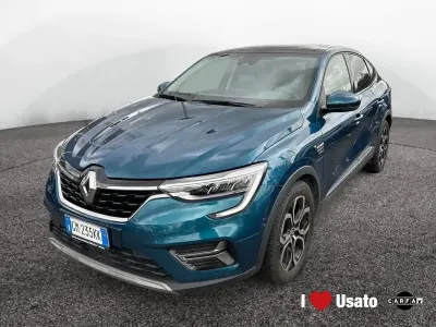 Usata Renault Clio Techno 145 CV (106 kW) 2022 Blu Utilitaria