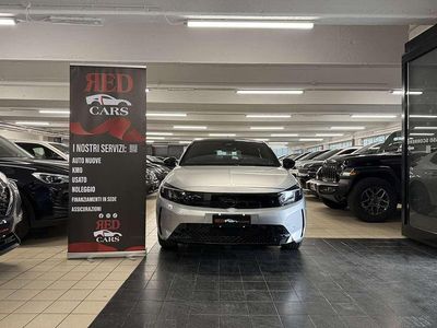 Nuova Opel Corsa 110 CV (80 kW) 2025 Tetto nero Utilitaria