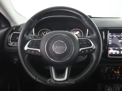 Usata Jeep Compass Limited 140 CV (102 kW) 2018 Argento SUV