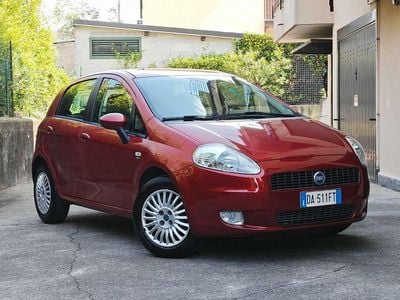 Usata Fiat Grande Punto 65 CV (47 kW) 2006 Rosso Utilitaria