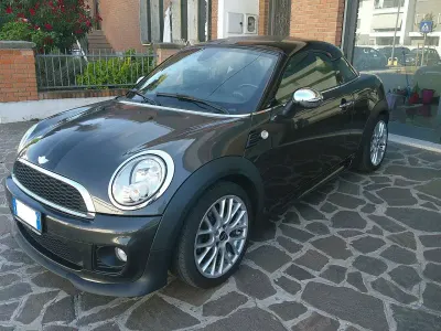 Usata Mini John Cooper Works Coupé 122 CV (89 kW) 2011 Nero Coupé