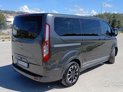 Usata Ford Transit Custom Sport 2018 Grigio Berlina