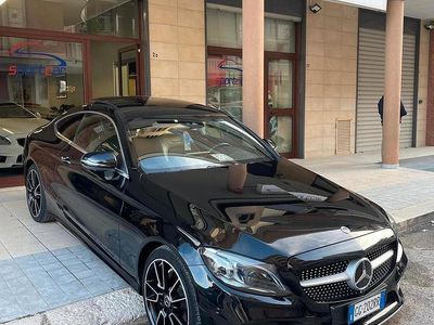 Usata Mercedes C220 Premium 194 CV (142 kW) 2021 Nero Coupé
