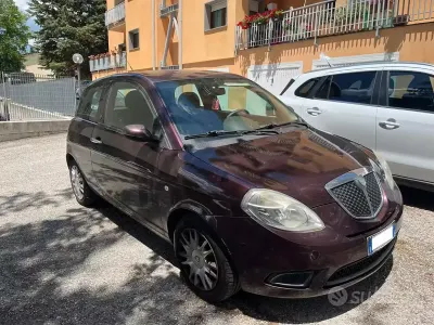 Usata Lancia Ypsilon 77 CV (56 kW) 2008 Lilla Utilitaria