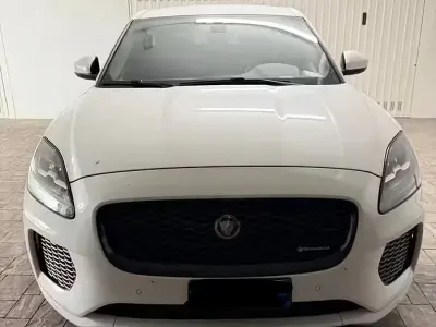 Usata Jaguar E-Pace R-Dynamic 200 CV (147 kW) 2021 Bianco SUV