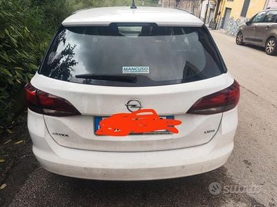 Usata Opel Astra 101 CV (74 kW) 2019 Bianco Station wagon