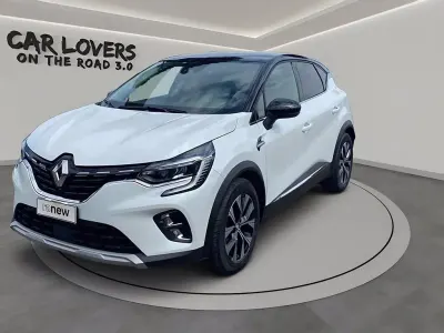 Begagnad Renault Captur Techno 145 HK (106 kW) 2023 Vit SUV