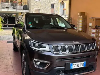 Usata Jeep Compass Limited 140 CV (102 kW) 2020 SUV