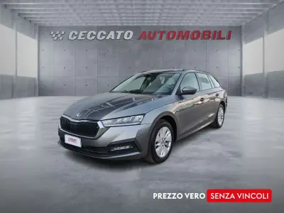 Usata Skoda Octavia Executive 116 CV (85 kW) 2024 Grigio Station wagon