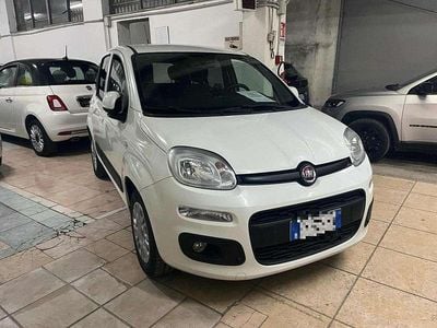 Usata Fiat Panda Lounge 69 CV (50 kW) 2018 Vari colori Berlina
