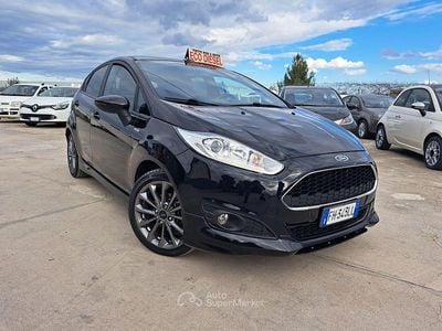 Nero Usata 2017 Ford Fiesta ST-Line Utilitaria | 10.450 € (Buon prezzo)