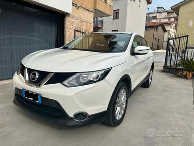 usata Nissan Qashqai 1.5 dci N-Connecta 110cv E6