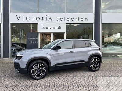Nuova Jeep Avenger Summit 109 CV (80 kW) 2025 Grigio SUV
