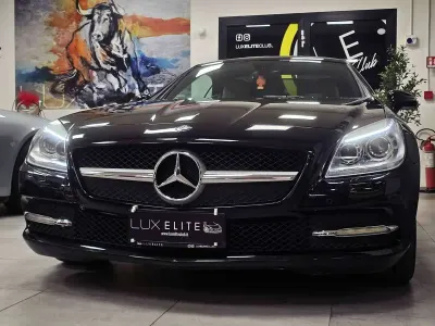 Usata Mercedes SLK200 184 CV (135 kW) 2011 Nero ossidiana Cabrio