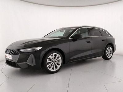 Usata Audi A5 Sportback Advanced 204 CV (150 kW) 2025 Nero mythos metallizzato Utilitaria