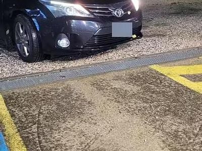 Usata Toyota Avensis 124 CV (91 kW) 2013 Nero Station wagon