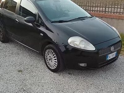 Usata Fiat Grande Punto 2009 Nero Utilitaria