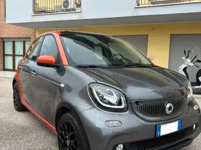 Begagnad Smart ForFour 90 HK (66 kW) 2019 Halvkombi